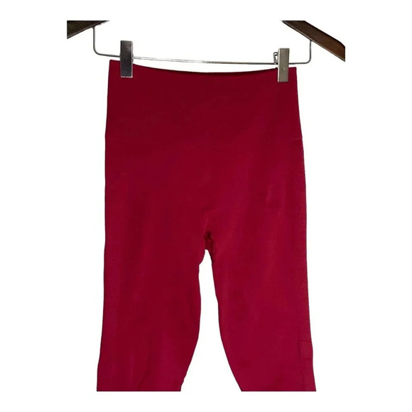 Lululemon Zone In Crop Cranberry Red Leggings-sz approx 4 - Picture 7 of 9